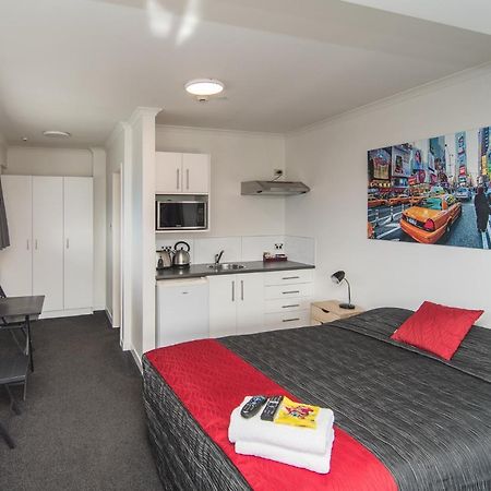 The Hibernian Studio Apartments - 4 Latter Street Timaru Esterno foto